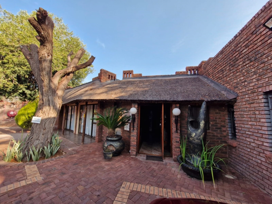 10 Bedroom Property for Sale in Kathu Northern Cape